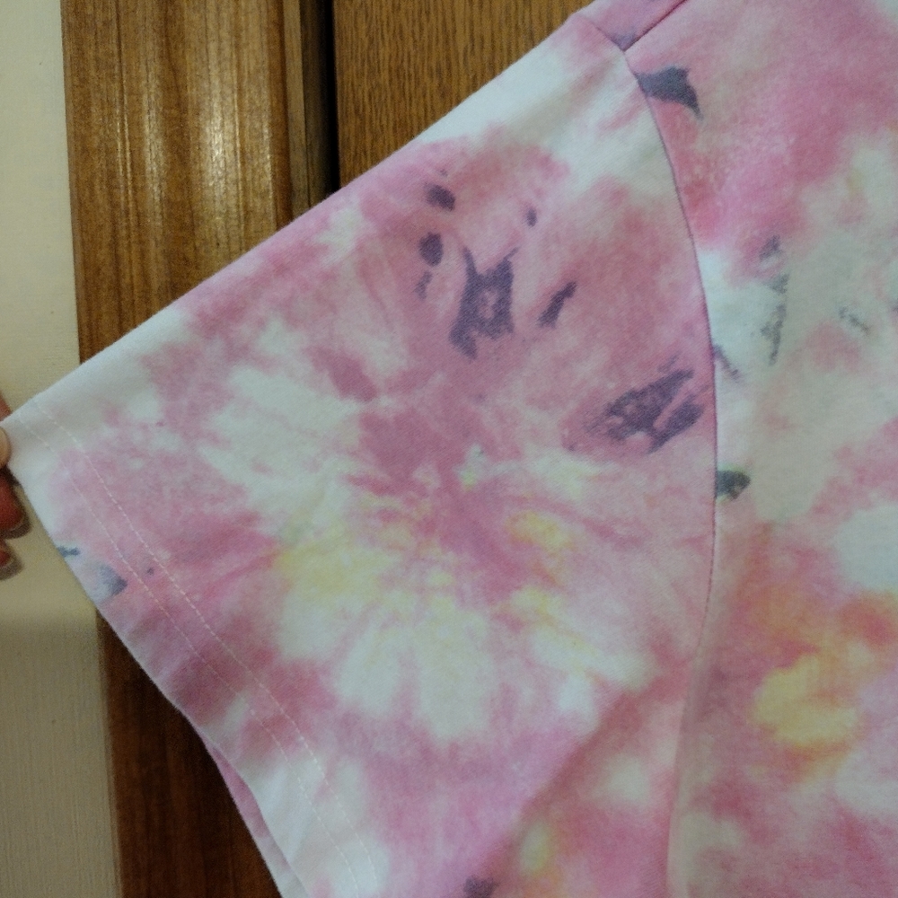 BCBGeneration XL Pink Pastels Tie Dye Raised Letter Scoop Neck Crop Top - Picture 9 of 11